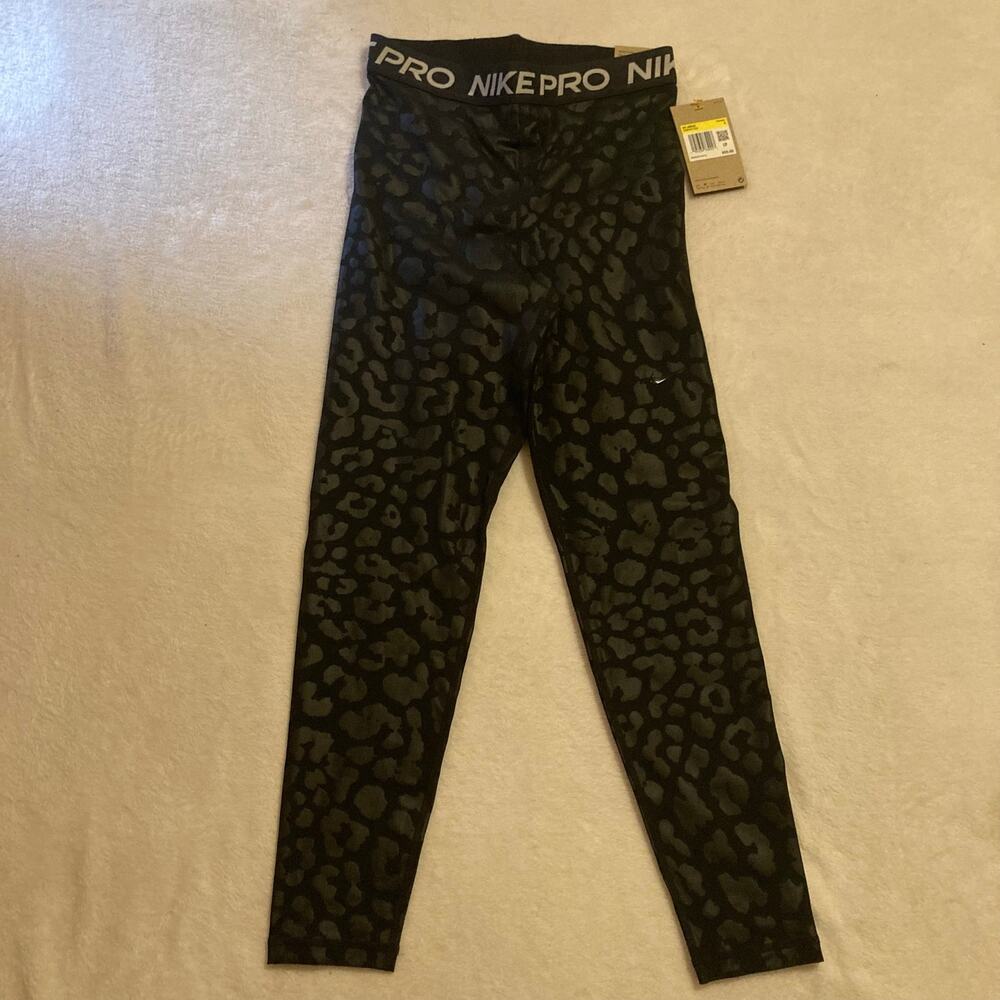 Nike Pro Women's Leopard Print‎ Training Leggings Black DD6323-010 Size S NWT